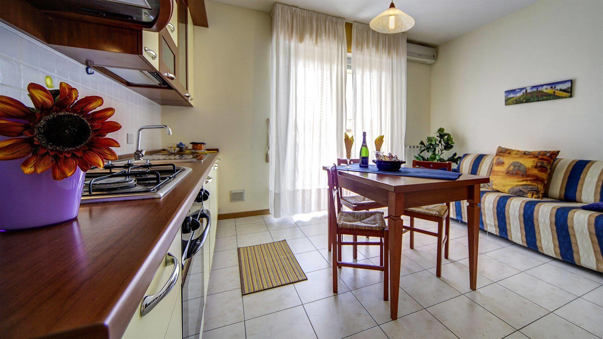 Residence Le Corniole Arezzo Ngoại thất bức ảnh